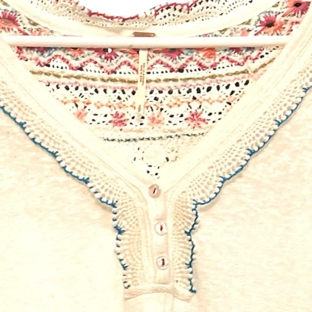 Free People NWOT Siesta Fiesta Crochet Embellished White Top Size Small